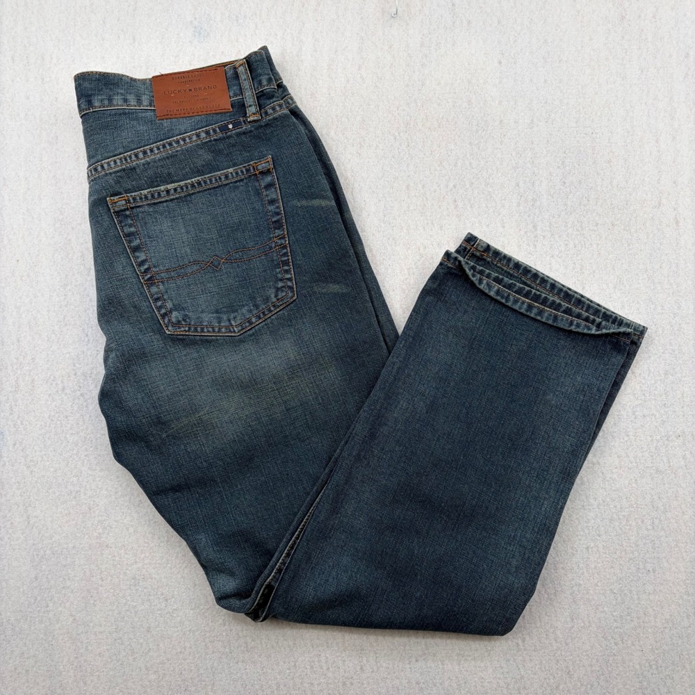 Lucky Brand 221 Straight Leg Jeans Mens 34x30 Blue Medium Wash Denim NWOT